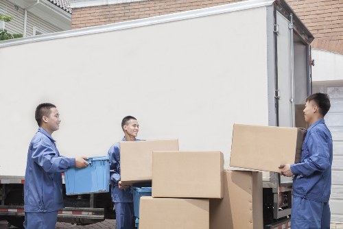 Removal company team preparing a move in Stjohnswood